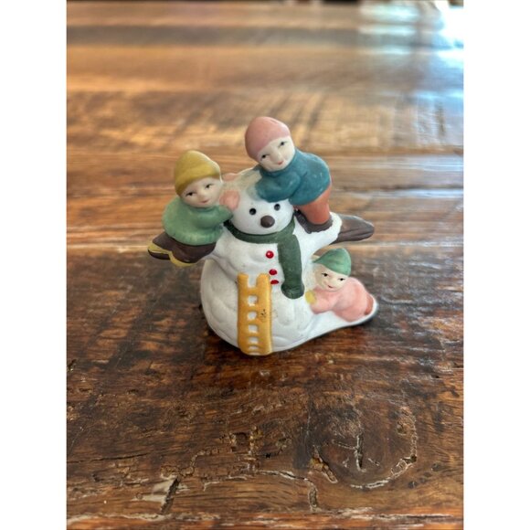 Set Of 6 Vintage Christmas Village Figurines Carolers Snowman Kids Holiday Decor - Picture 2 of 14